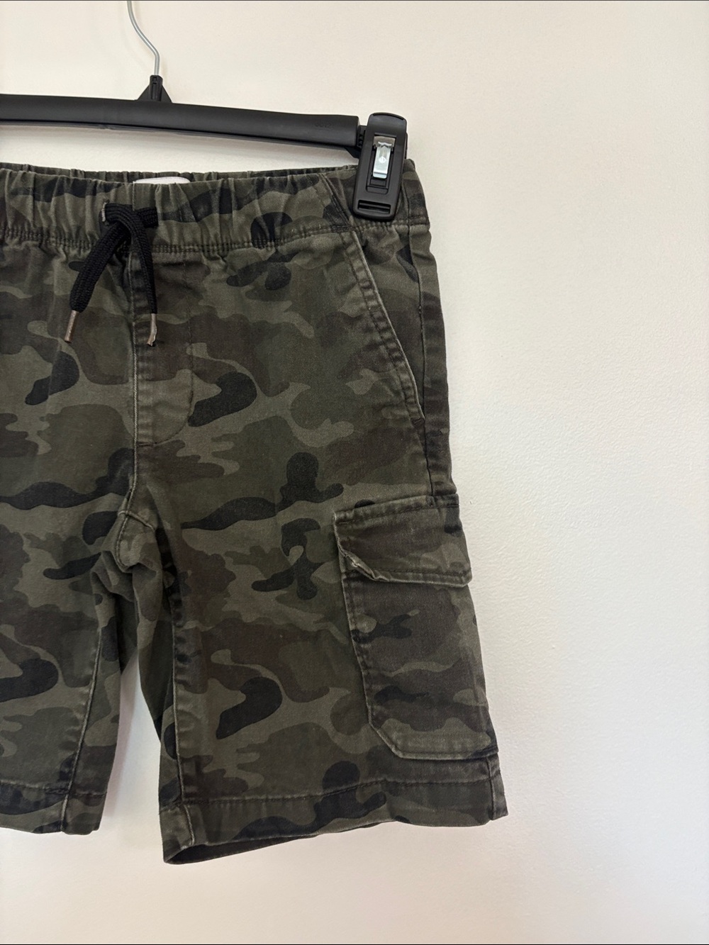 Old Navy Boys' Camo Cargo Shorts - Green/Black - Picture 3 of 13